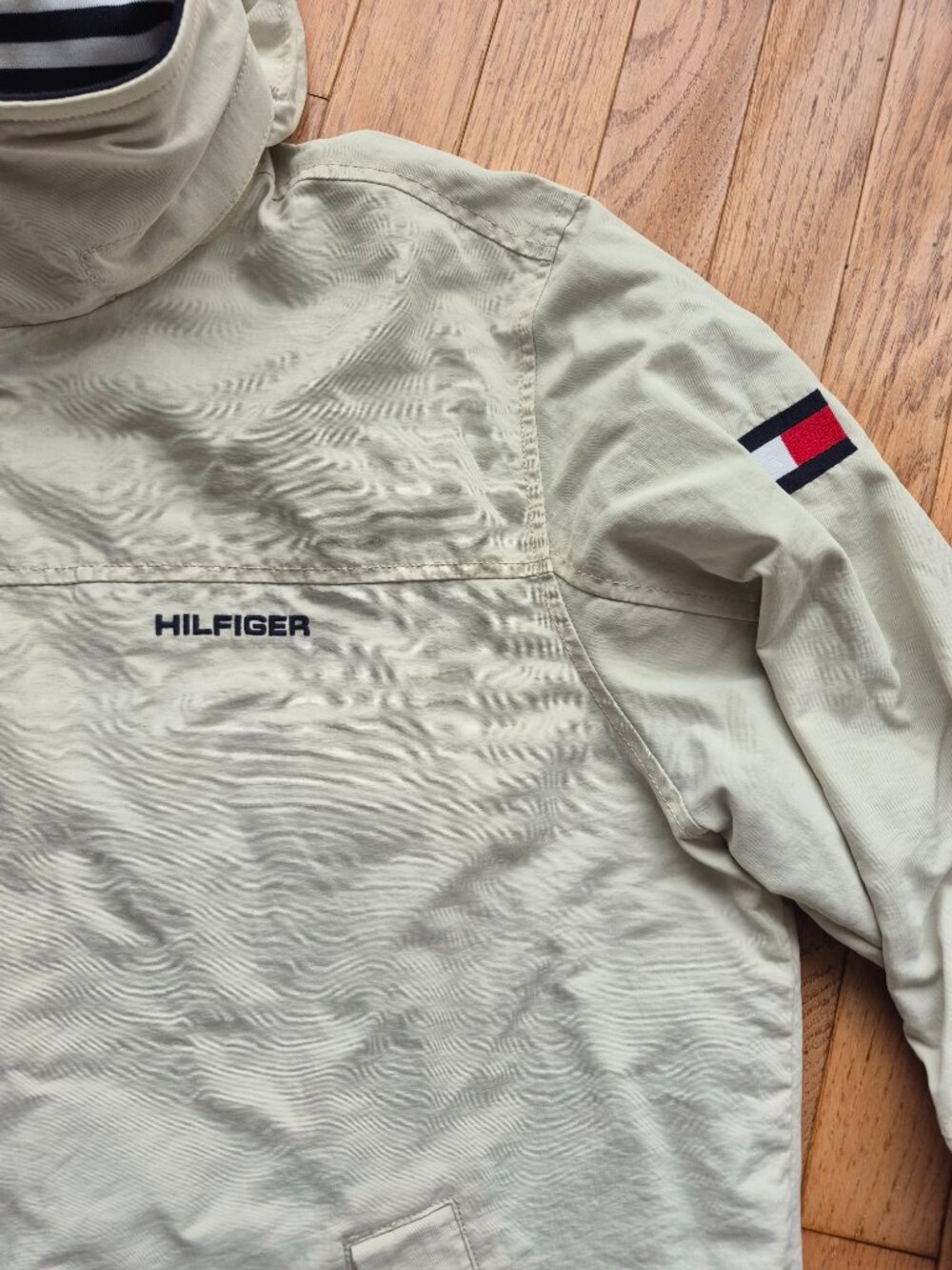 Tommy Hilfiger Bomber Jacket Large - Picture 6 of 16